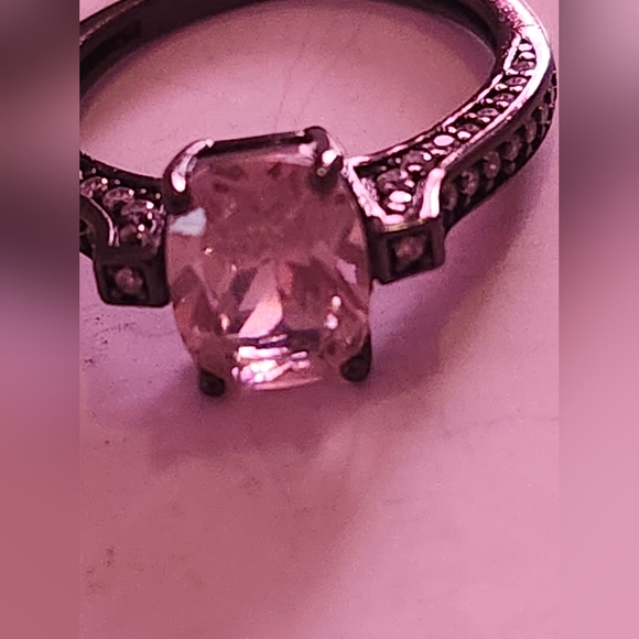 Avon Silver Ring, size 6.5 - Picture 2 of 8